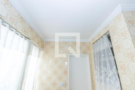 Apartamento à venda com 76m², 2 quartos e 1 vagaÁrea de Serviço