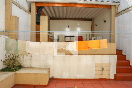 Casa à venda com 219m², 4 quartos e 2 vagas Casa à venda com 219m², 4 quartos e 2 vagasVista do Quarto de Serviço