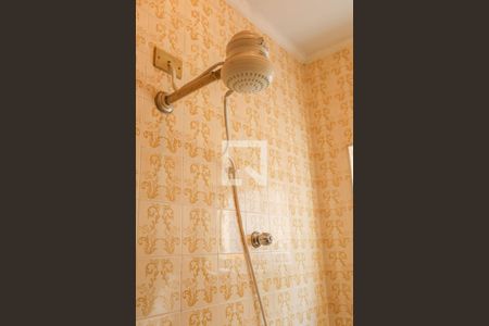 Casa à venda com 219m², 4 quartos e 2 vagas Casa à venda com 219m², 4 quartos e 2 vagasBanheiro de serviço