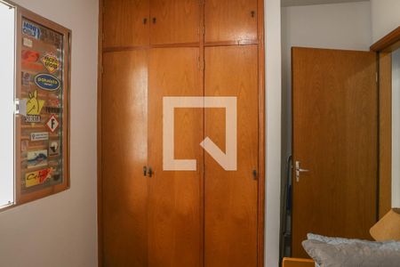 Casa à venda com 219m², 4 quartos e 2 vagas Casa à venda com 219m², 4 quartos e 2 vagasQuarto 3