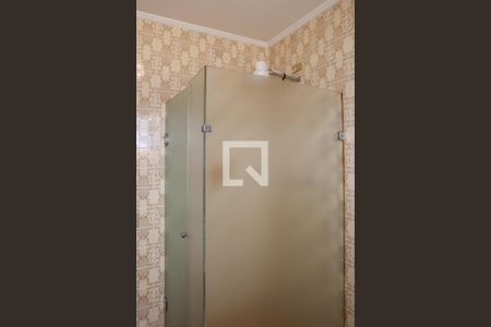 Casa à venda com 219m², 4 quartos e 2 vagas Casa à venda com 219m², 4 quartos e 2 vagasBanheiro Social