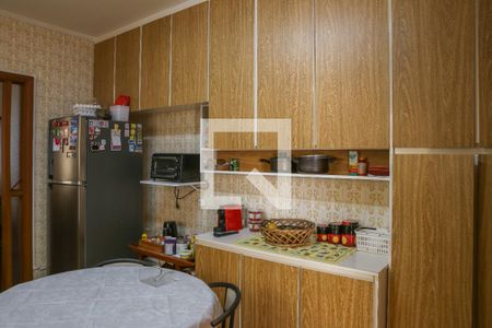 Casa à venda com 219m², 4 quartos e 2 vagas Casa à venda com 219m², 4 quartos e 2 vagasCozinha