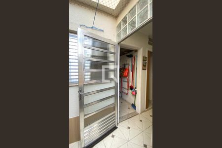 Apartamento à venda com 110m², 2 quartos e sem vagaQuintal Área de Serviço