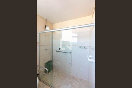 Casa à venda com 340m², 7 quartos e 3 vagas Casa à venda com 340m², 7 quartos e 3 vagasBanheiro