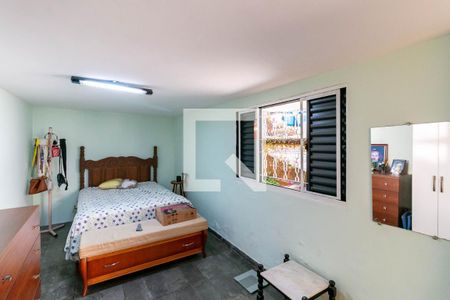 Casa à venda com 340m², 7 quartos e 3 vagas Casa à venda com 340m², 7 quartos e 3 vagasQuarto 5