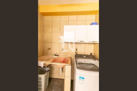 Casa à venda com 340m², 7 quartos e 3 vagas Casa à venda com 340m², 7 quartos e 3 vagasÁrea de Serviço