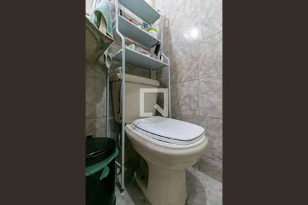 Casa à venda com 340m², 7 quartos e 3 vagas Casa à venda com 340m², 7 quartos e 3 vagasBanheiro 5