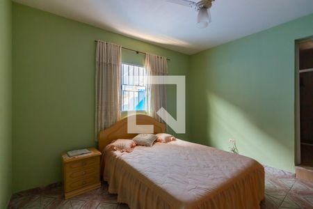 Casa para alugar com 110m², 2 quartos e 2 vagas Casa para alugar com 110m², 2 quartos e 2 vagasSuíte