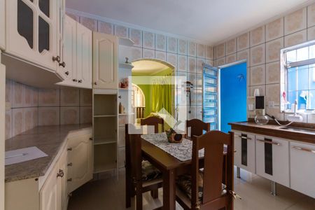 Casa para alugar com 110m², 2 quartos e 2 vagas Casa para alugar com 110m², 2 quartos e 2 vagasCozinha