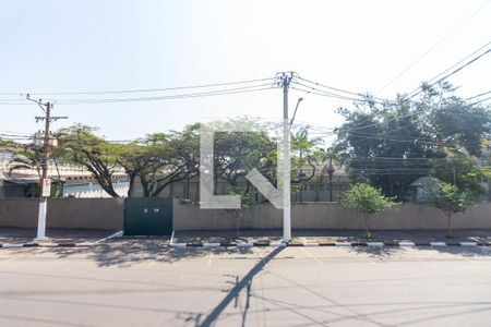 Vista  de casa para alugar com 2 quartos, 110m² em São Pedro, Osasco