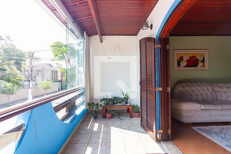 Sacada de casa para alugar com 2 quartos, 110m² em São Pedro, Osasco