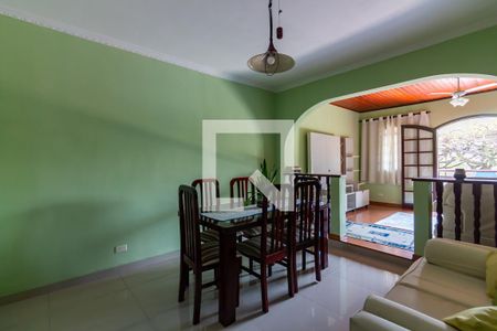 Casa para alugar com 110m², 2 quartos e 2 vagas Casa para alugar com 110m², 2 quartos e 2 vagasCopa