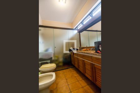 Casa de condomínio à venda com 811m², 4 quartos e 2 vagasBanheiro