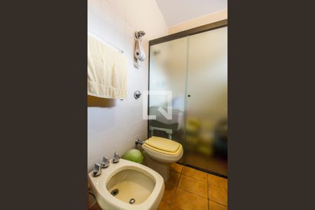 Casa de condomínio à venda com 811m², 4 quartos e 2 vagasBanheiro