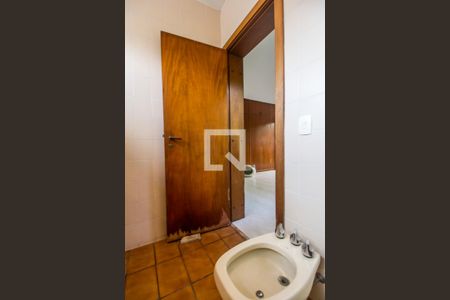 Casa de condomínio à venda com 811m², 4 quartos e 2 vagasBanheiro da Suíte