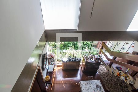 Casa de condomínio à venda com 811m², 4 quartos e 2 vagasVista