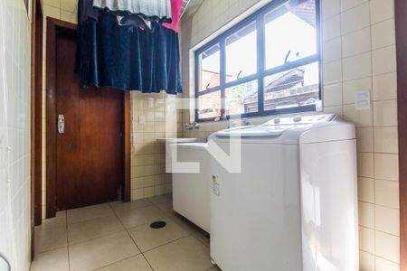 Casa de condomínio à venda com 811m², 4 quartos e 2 vagasÁrea de Serviço