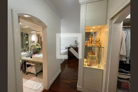 Apartamento à venda com 334m², 4 quartos e 4 vagas