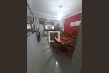 Casa à venda com 3 quartos, 270m² em Vila America, Santo André