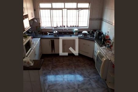 Casa à venda com 4 quartos, 400m² em Chácara Mafalda, São Paulo