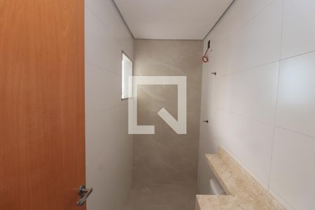 Casa de condomínio à venda com 210m², 3 quartos e 4 vagasBanheiro da Suíte