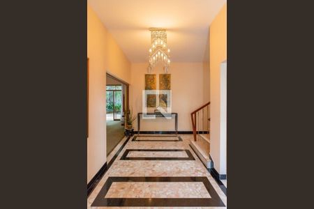 Casa à venda com 320m², 3 quartos e 4 vagas