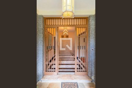 Casa à venda com 320m², 3 quartos e 4 vagas