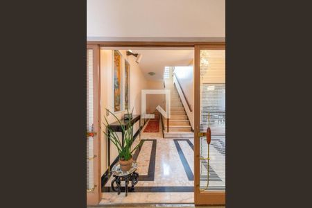 Casa à venda com 320m², 3 quartos e 4 vagas