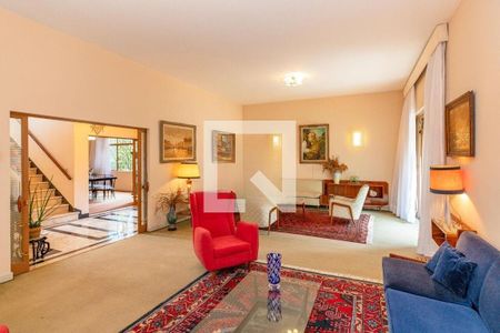 Casa à venda com 320m², 3 quartos e 4 vagas