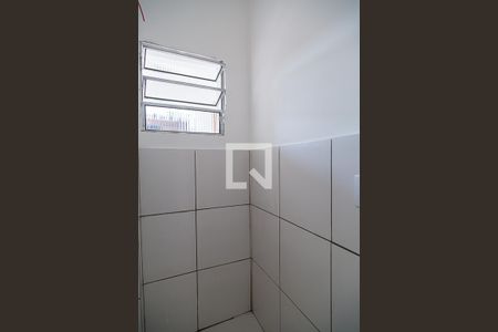 Banheiro de apartamento para alugar com 1 quarto, 32m² em Vila Fachini, São Paulo