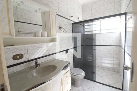 Casa à venda com 250m², 3 quartos e 2 vagasBanheiro Social