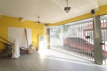 Casa à venda com 250m², 3 quartos e 2 vagasGaragem