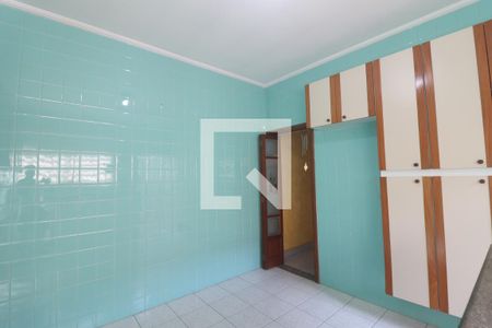 Casa à venda com 250m², 3 quartos e 2 vagasCozinha 