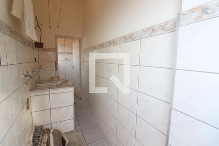 Casa à venda com 250m², 3 quartos e 2 vagasÁrea de Serviço