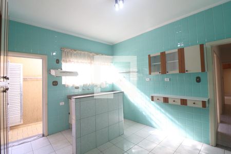 Casa à venda com 250m², 3 quartos e 2 vagasCozinha 