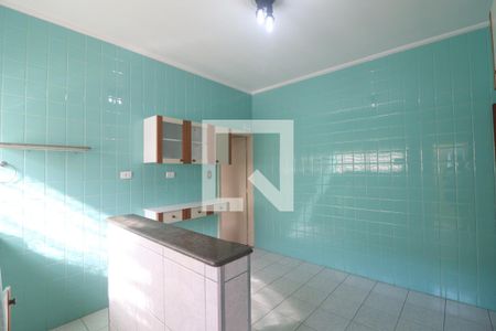 Casa à venda com 250m², 3 quartos e 2 vagasCozinha 