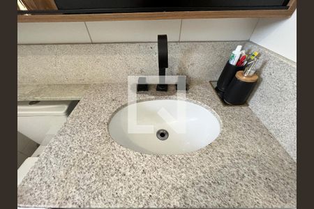 Apartamento à venda com 94m², 3 quartos e 2 vagasBanheiro Social