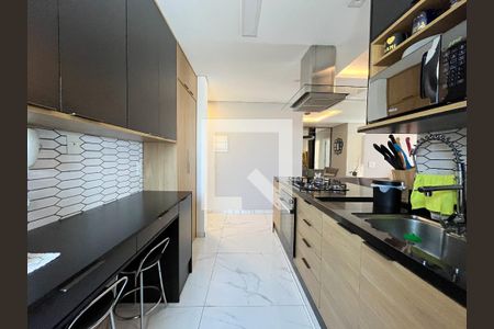 Apartamento à venda com 94m², 3 quartos e 2 vagasCozinha