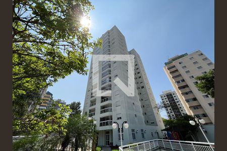 Apartamento à venda com 94m², 3 quartos e 2 vagasFachada