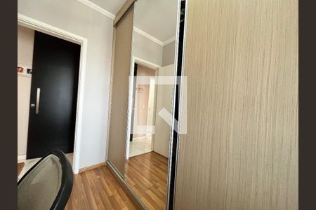 Apartamento à venda com 94m², 3 quartos e 2 vagasQuarto 2
