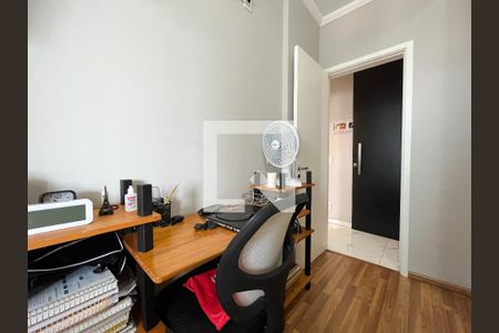 Apartamento à venda com 94m², 3 quartos e 2 vagasQuarto 2