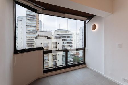 Sala de apartamento para alugar com 3 quartos, 101m² em Indianópolis, São Paulo