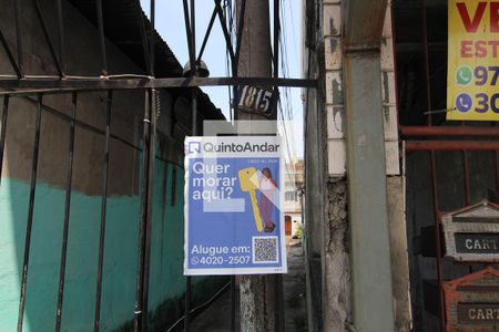 Casa de condomínio para alugar com 51m², 2 quartos e sem vaga Casa de condomínio para alugar com 51m², 2 quartos e sem vagaFachada
