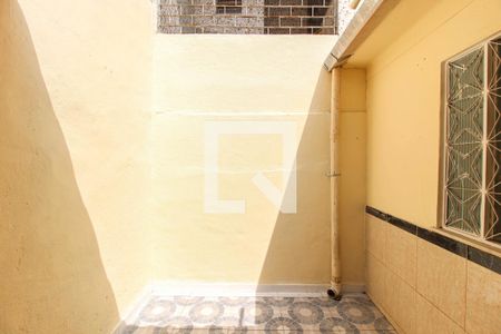 Casa de condomínio para alugar com 51m², 2 quartos e sem vaga Casa de condomínio para alugar com 51m², 2 quartos e sem vagaÁrea de Serviço