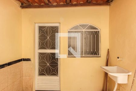 Casa de condomínio para alugar com 51m², 2 quartos e sem vaga Casa de condomínio para alugar com 51m², 2 quartos e sem vagaÁrea de Serviço