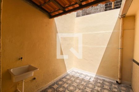 Casa de condomínio para alugar com 51m², 2 quartos e sem vaga Casa de condomínio para alugar com 51m², 2 quartos e sem vagaÁrea de Serviço
