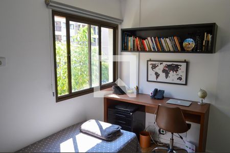 Quarto Suíte 1 de apartamento para alugar com 3 quartos, 88m² em Taquara, Rio de Janeiro