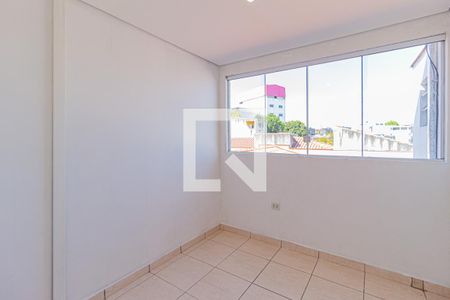 Quarto 1 de casa para alugar com 2 quartos, 130m² em Veloso, Osasco