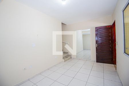 Sala de casa para alugar com 2 quartos, 74m² em Jardim Tietê, São Paulo