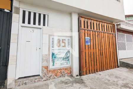 Casa para alugar com 57m², 1 quarto e 1 vagaFachada